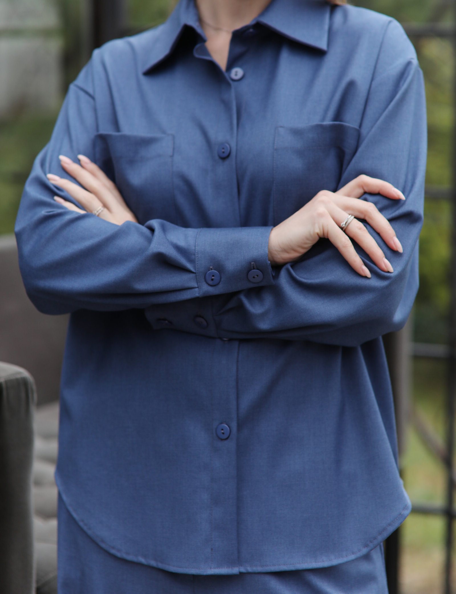 Mėlyni viskozės marškiniai - Image 4